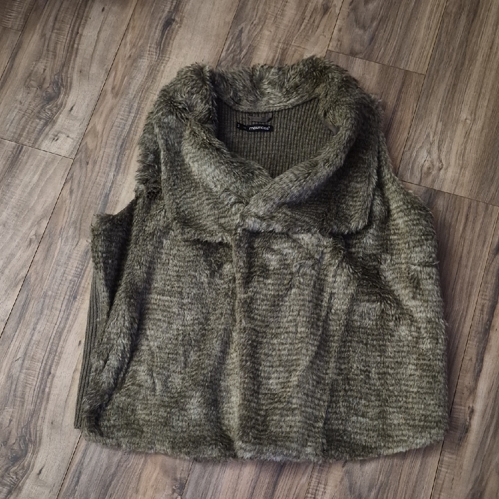 Maurices Tan Sleeveless Ribbed Knit Sweater